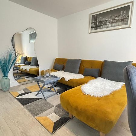 Cosy Modern Flat With Garden Apartment Birmingham Ngoại thất bức ảnh