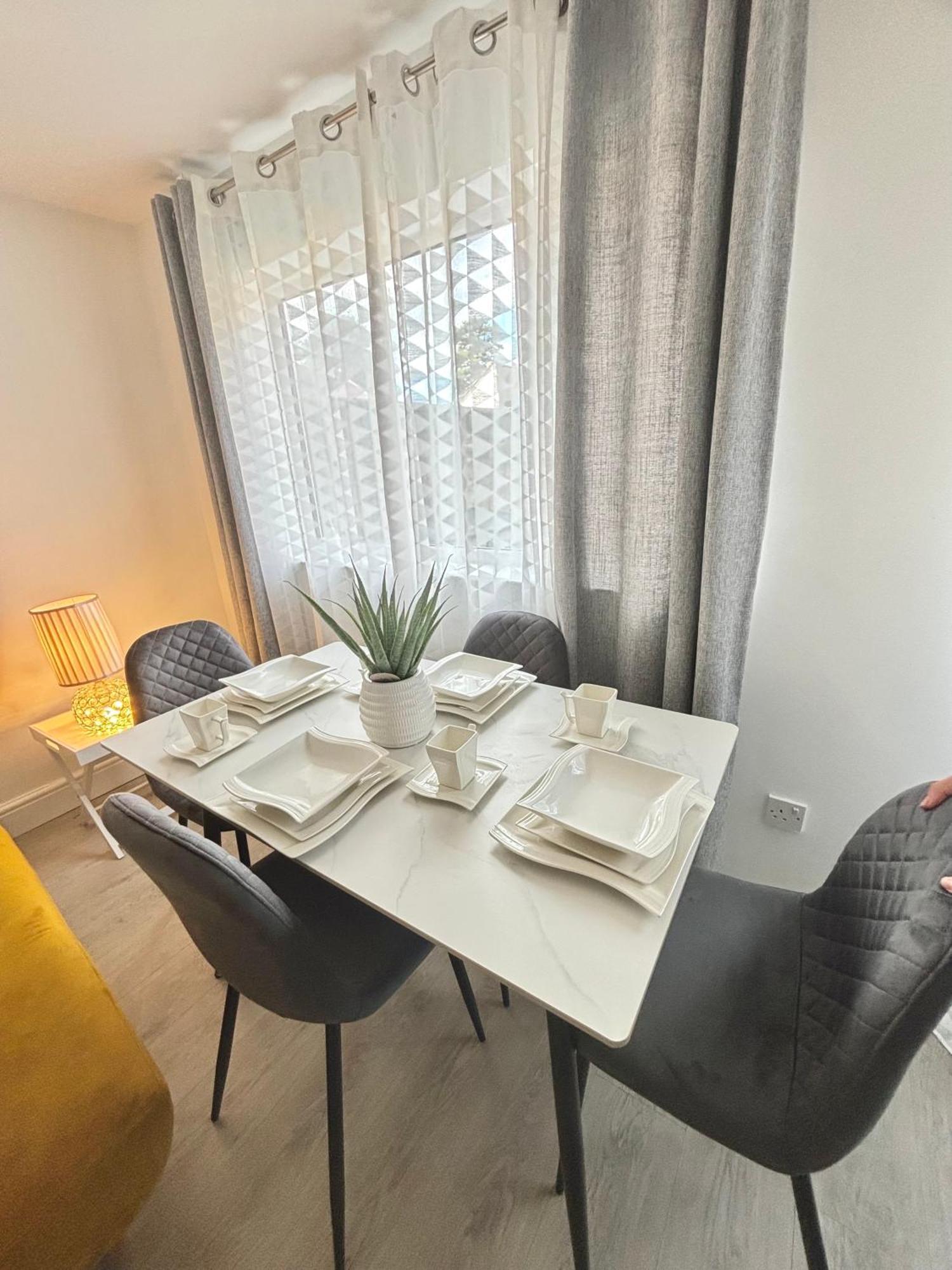 Cosy Modern Flat With Garden Apartment Birmingham Ngoại thất bức ảnh